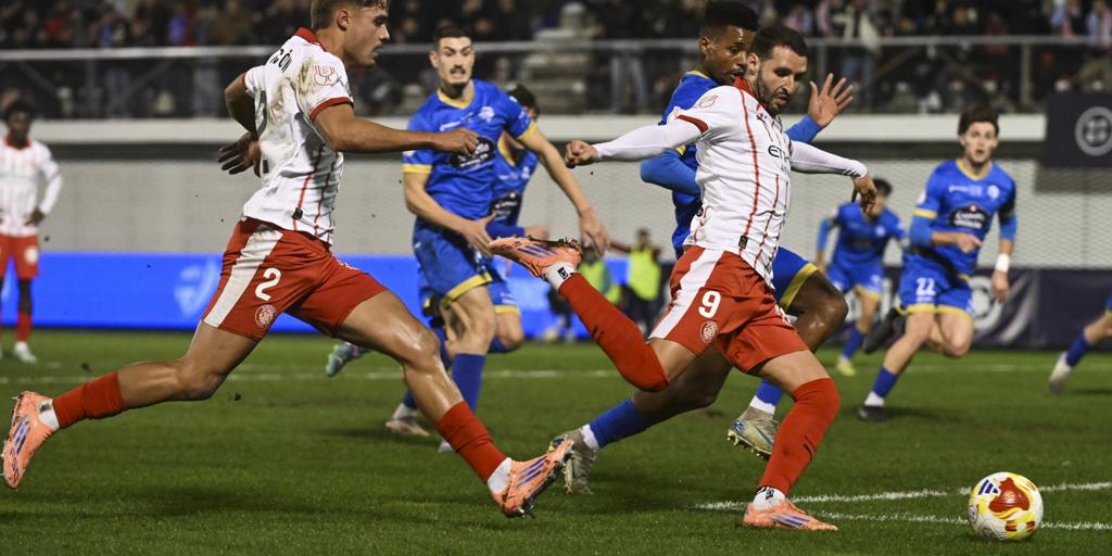 El Ourense (1ª RFEF) echa al Girona de la Copa