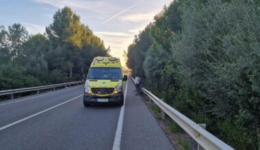 Caen dos ciclistas a la salida del túnel dels Vidriers tras un descuido «al mirar el paisaje»