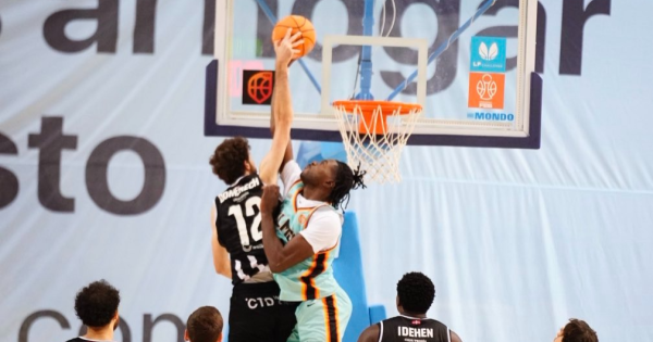 El Palmer Basket vuelve a sonreír