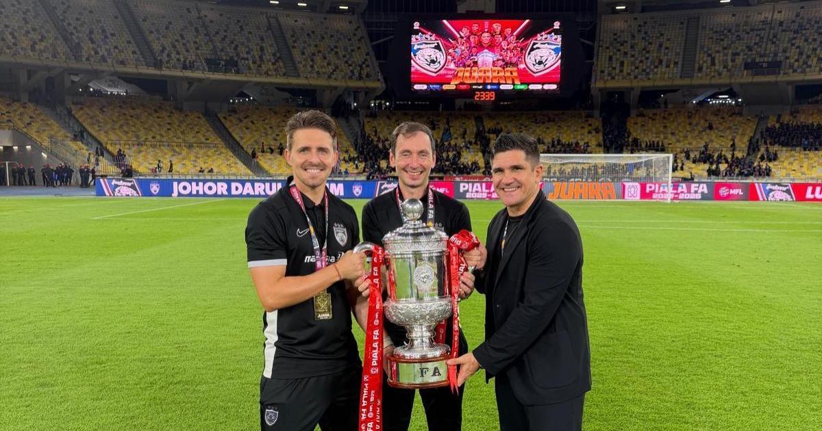 El trío mallorquín que triunfa en el gigante del fútbol del sudeste asiático