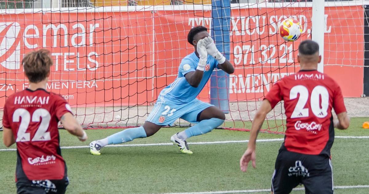 Abdou, el ‘niño’ que triunfa en Tercera División