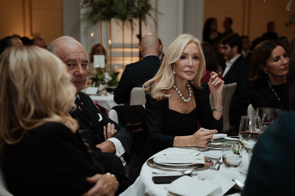 Carmen Lomana en la Gala solidaria de la Asociación Española Contra el Cáncer