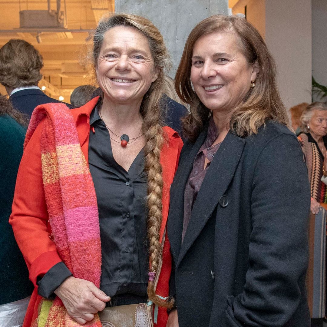 Sol de la Quadra-Salcedo, hija del aventurero Miguel de la Quadra-Salcedo, con la periodista Ana Fariña