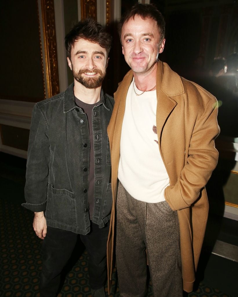 Daniel Radcliffe y Tom Felton posando juntos 