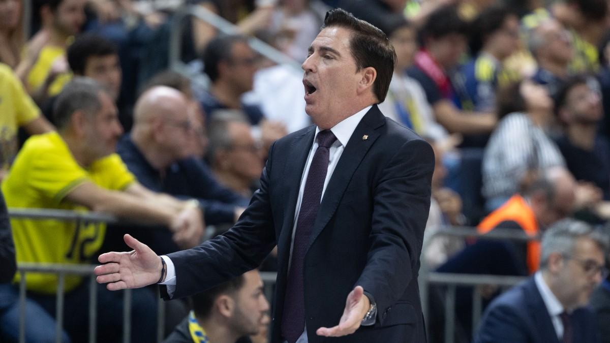 Xavi Pascual, en el partido de Euroliga ante Fenerbahçe