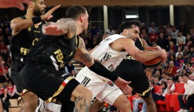 Facundo Campazzo entra a canasta en el partido de este viernes.