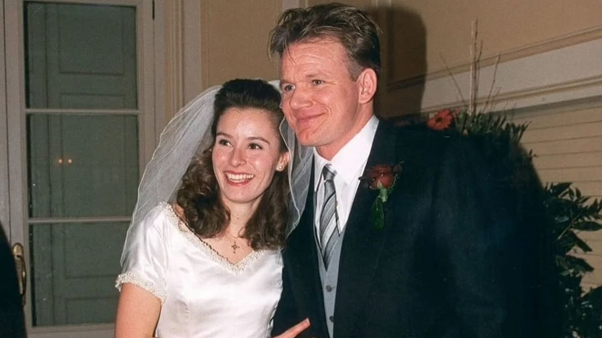 Gordon Ramsay, emocionado, abre el álbum de su boda de hace 29 años antes de que su hija se case este sábado