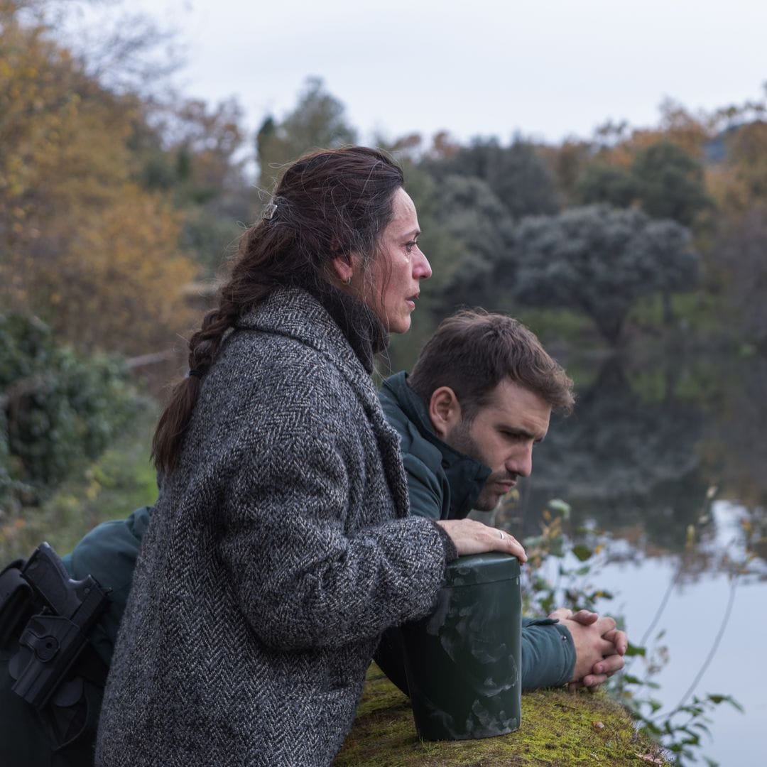 Fotograma de la serie El cuco de cristal, de Netflix