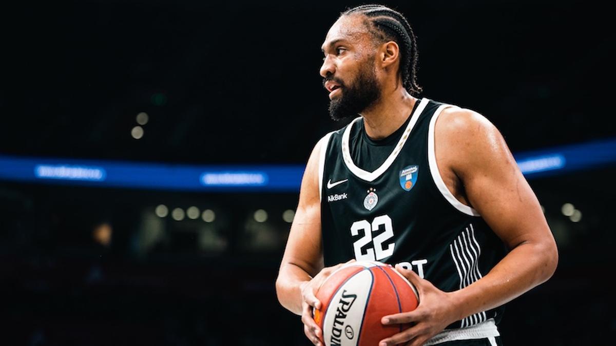 Jabari Parker está viviendo un momento complicado con la camiseta del Partizan