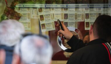 Lotería de Navidad 2025, última hora del sorteo en directo: horarios, búsqueda de números y todas las noticias