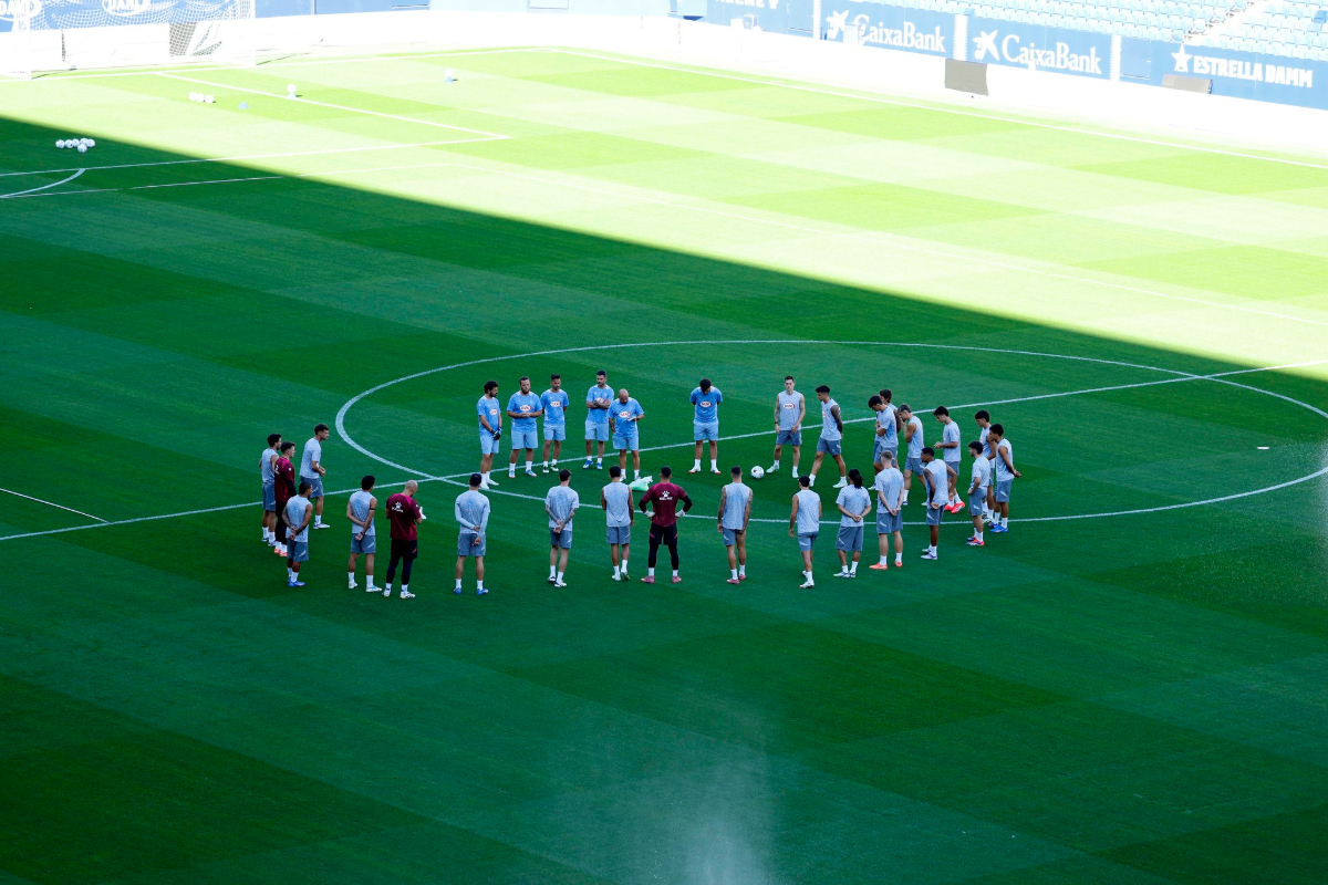 Apuntan a la salida de tres jugadores del Espanyol en enero