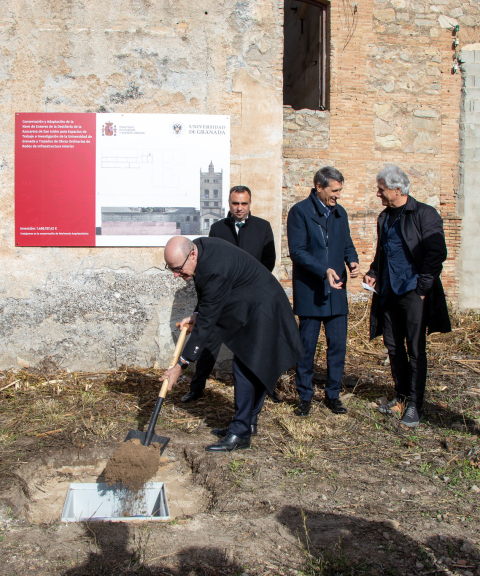 La UGR pone la primera piedra de la reforma de la Azucarera de San Isidro