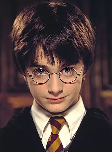 Daniel Radcliffe saltó a la fama gracias a su papel como Harry Potter en la mágica saga