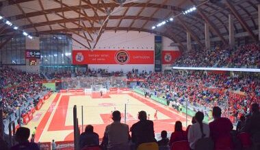 CRÓNICA SOCIAL | ¡Un derbi social a más no poder!