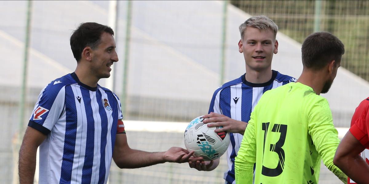 La Real Sociedad planea la vuelta a los entrenamientos de sus dos delanteros