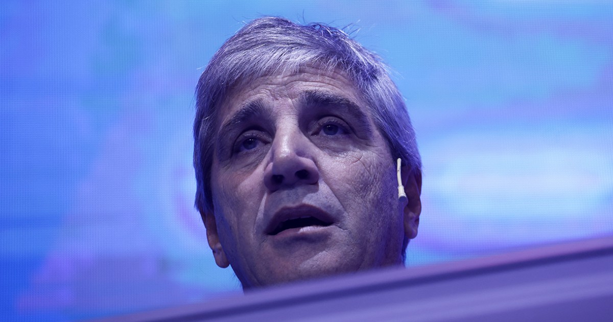 La verdad del "regreso al mercado" de Caputo: Argendólares forzados con una tasa real que supera el 9 por cien - La Política Online