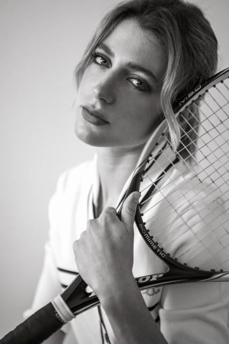 Alexandra Pino, practica tennis y estuvo federada cuando era pequeña