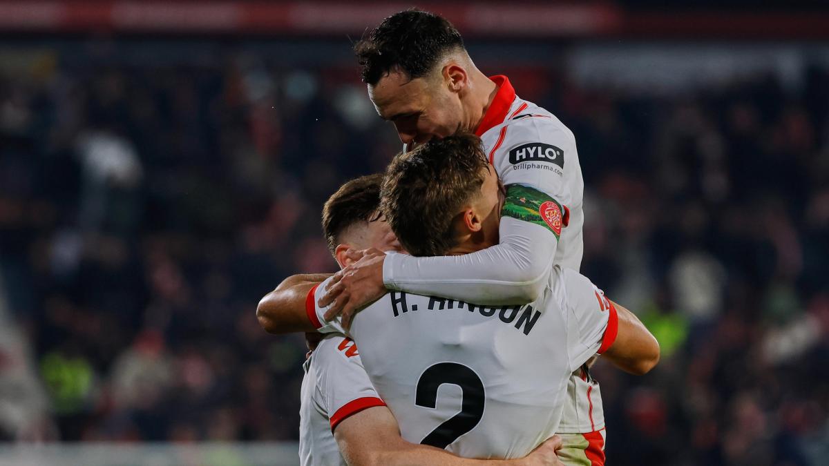 ¡¡¡El Barça, líder tras sacarle 6 puntos en 4 partidos al Madrid!!!