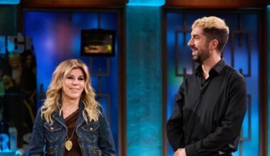 Jeanette saca los colores a David Broncano al responder las clásicas preguntas de 'La Revuelta'