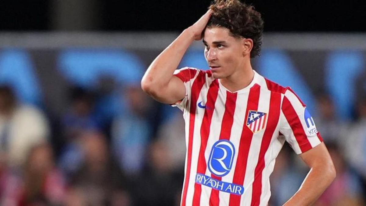 El alarmante dato de Julián Alvarez fuera de casa antes de visitar el Camp Nou