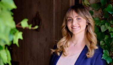 "Creo que hay temas que, por desgracia, siguen siendo sensibles, y en lo religioso todavía hay un muro bastante grande que derribar"