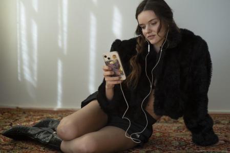 Zoé Arnao es actriz y jugadora de baloncesto a la vez