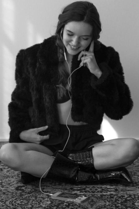 Zoé Arnao compagina el ser actriz con jugar al baloncesto