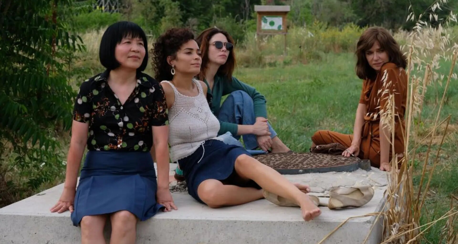 Crítica de 'La vida fuera': redundante manifiesto feminista sobre la sororidad criminal - 20Minutos