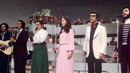 El grupo Mocedades, representante de España en el Festival de Eurovisión de 1973 en Luxemburgo, donde quedaron en segundo lugar con la canción 'Eres tú'