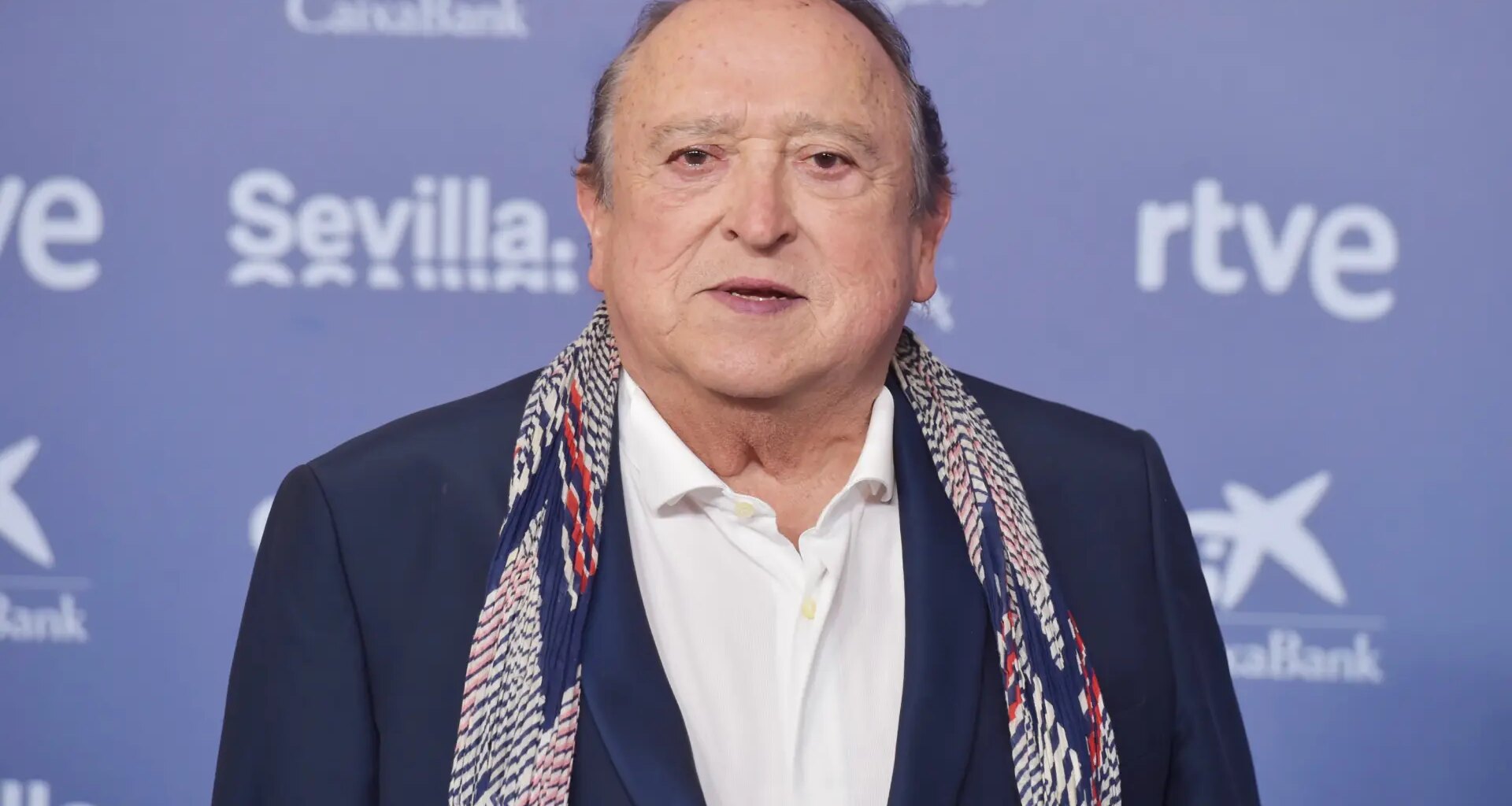 "Me tomo diez pastillas y estoy como nuevo"