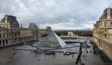 Una fuga de agua en el Louvre daña cientos de obras