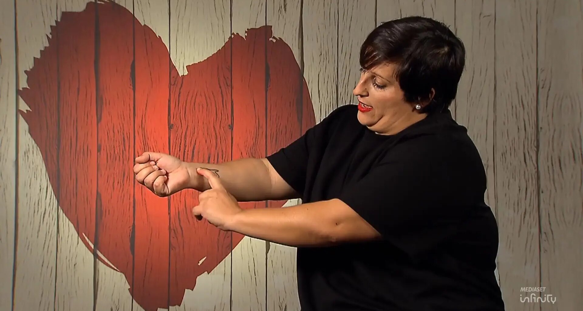 "David Bisbal es mi vida, tengo un autógrafo suyo tatuado en el brazo"