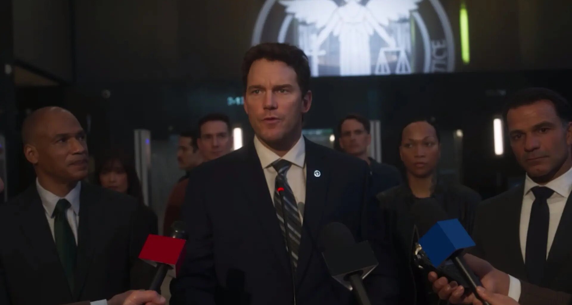 (¡Exclusiva!) Segmento de Sin piedad, con Chris Pratt presentando las claves de este frenético thriller de ciencia ficción