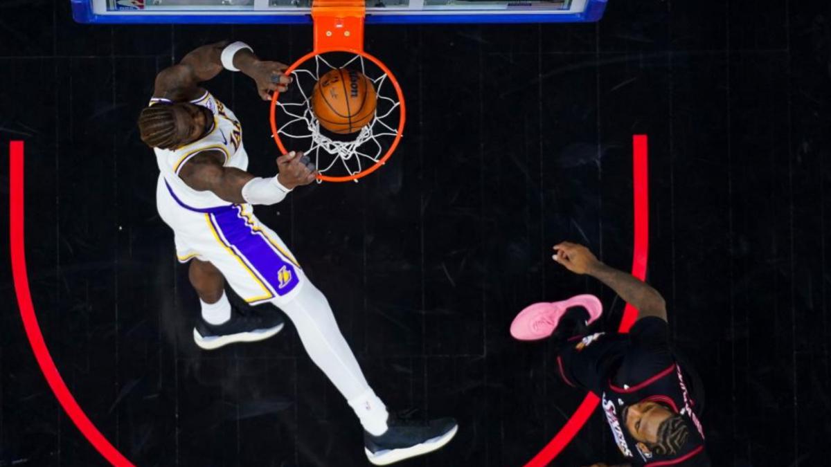 El logro histórico de Deandre Ayton en los Lakers