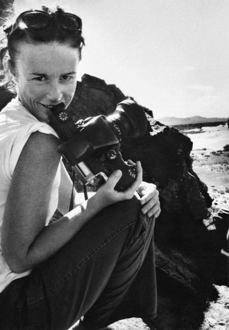 La fotógrafa, en la imagen de Darrick Harris que ella misma utiliza en sus redes sociales