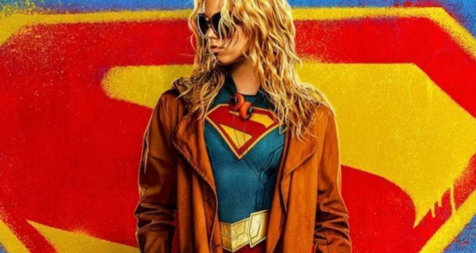 Supergirl nos prepara para su primer tráiler lanzando el póster oficial de la película con Milly Alcock