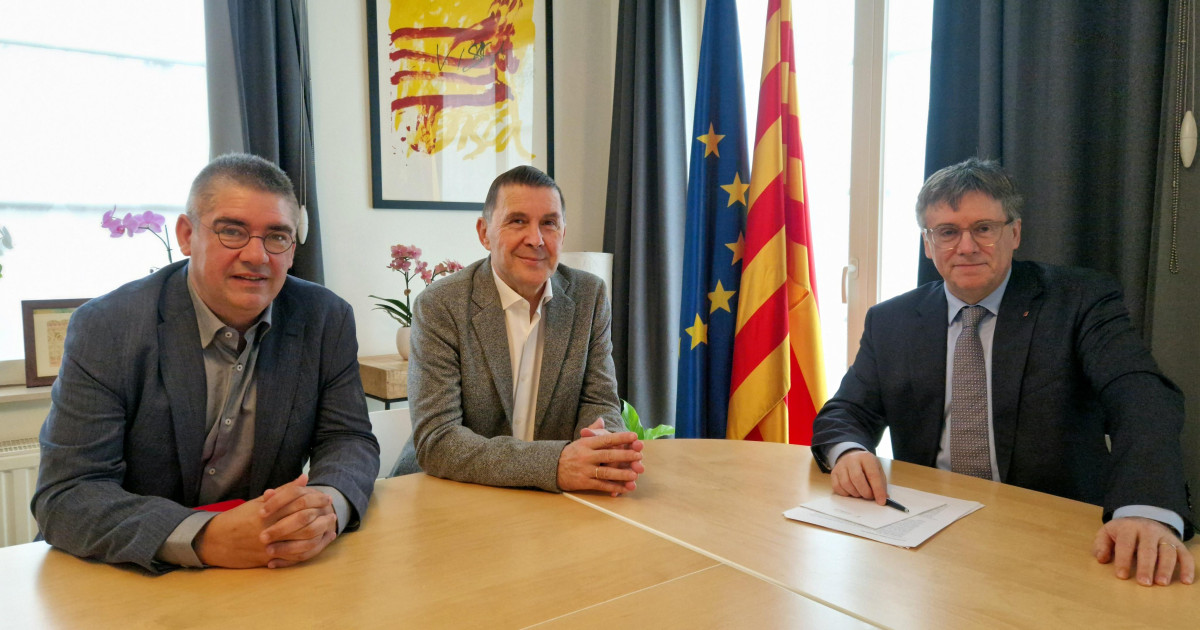 Aquelarre separatista en Waterloo por las «naciones vasca y catalana»