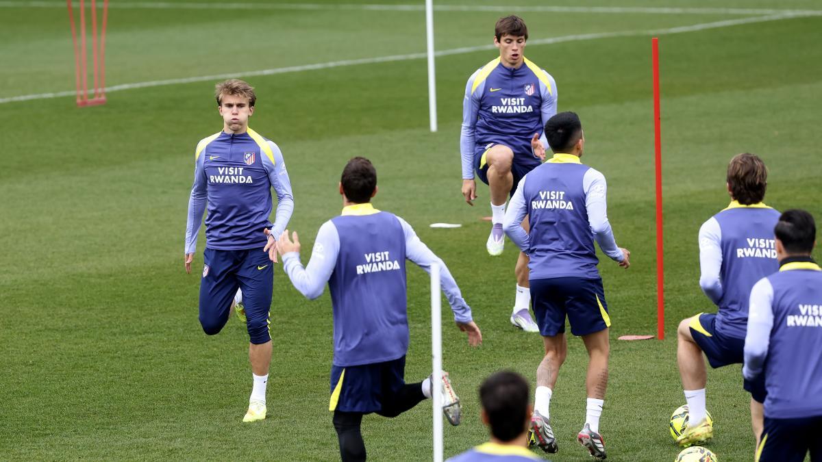 Un regreso en la convocatoria del Atlético, que quedó concentrado