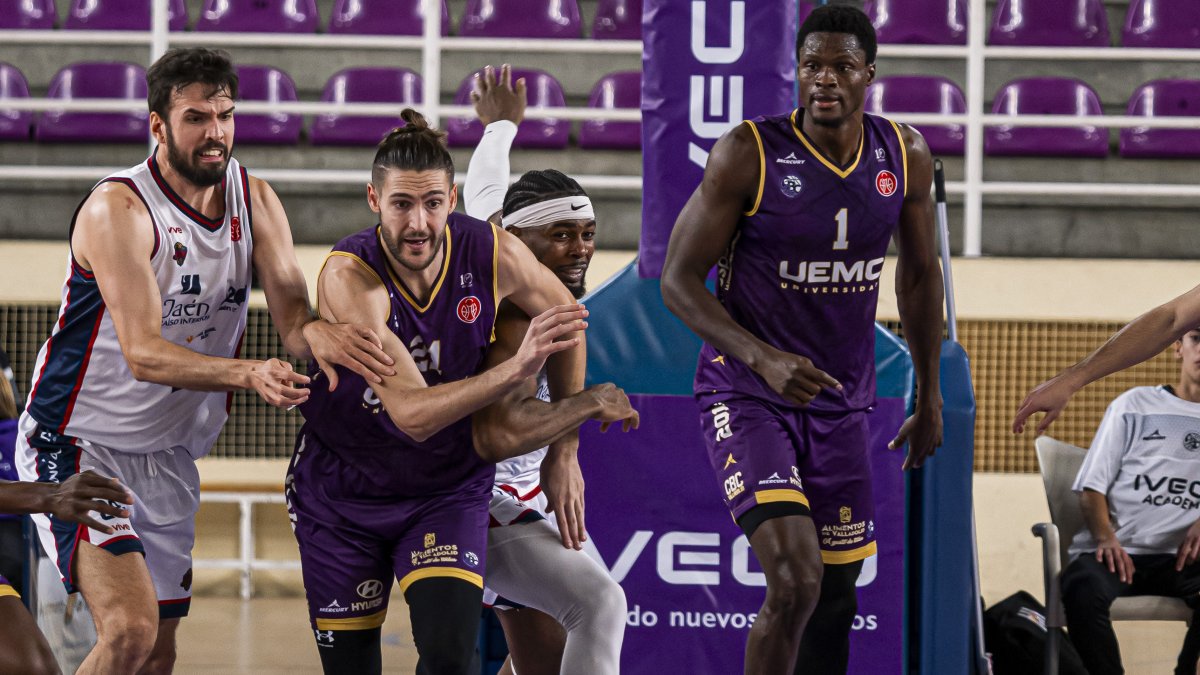 Edu Arqués inicia una transición ante Jaén Paraíso Interior.