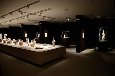 Aspecto de la sala donde se exhiben las piezas