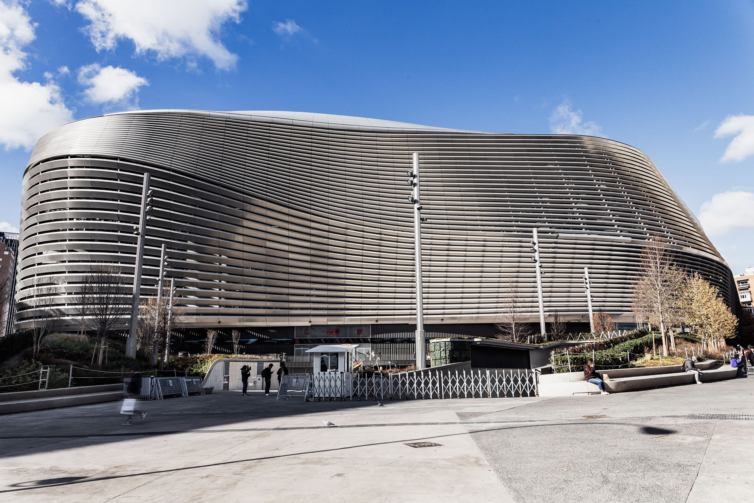 Imagen del exterior del Santiago Bernabéu.