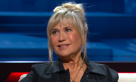 Julia se abrió sobre su experiencia con el cáncer en 'La Marató de 3Cat.