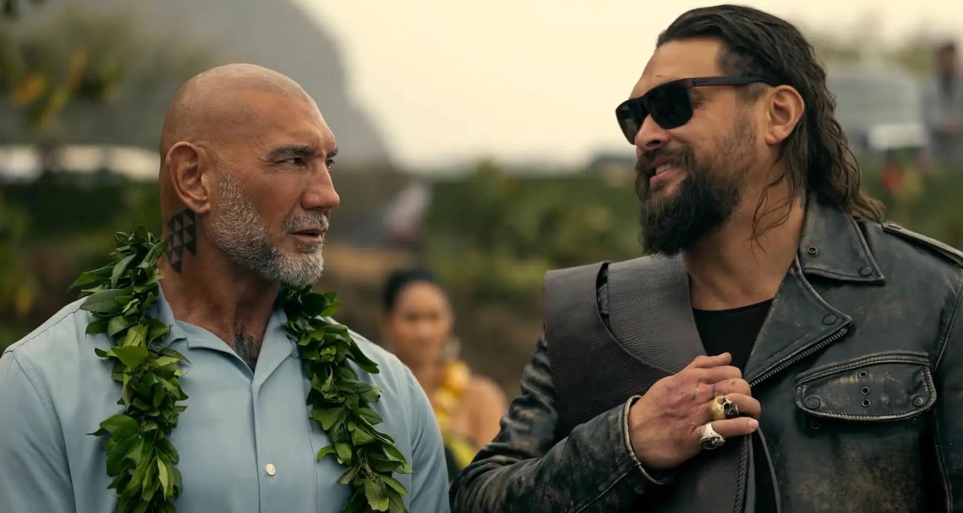 Jason Momoa y Dave Bautista unen fuerzas en las primeras imágenes de la comedia de acción The Wrecking Crew