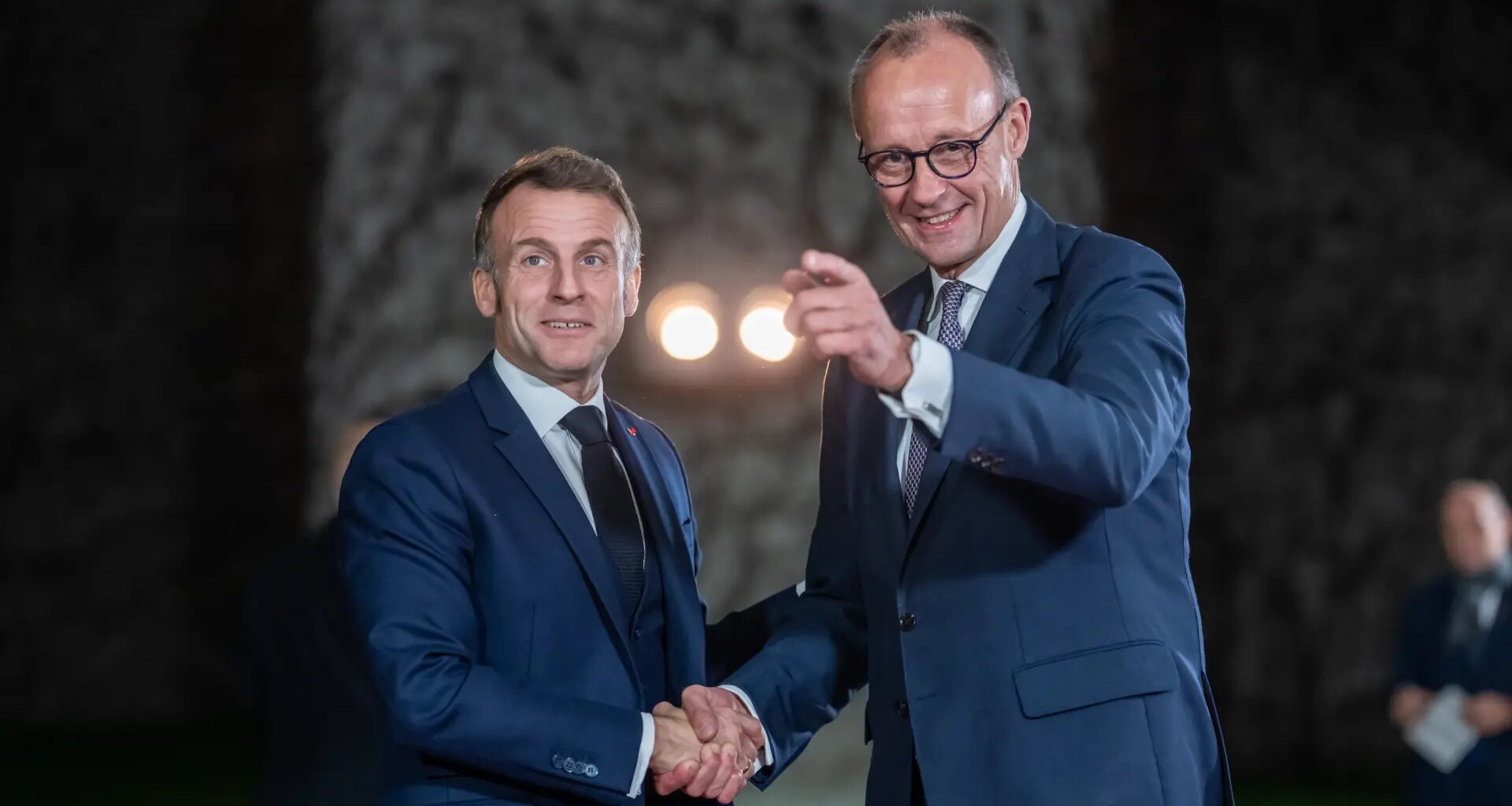 Alemania aprovecha las horas bajas de Macron y se rehace para volver a liderar la UE