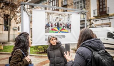 Exposición de fotografía sobre Gaza en la plaza del Olivo.