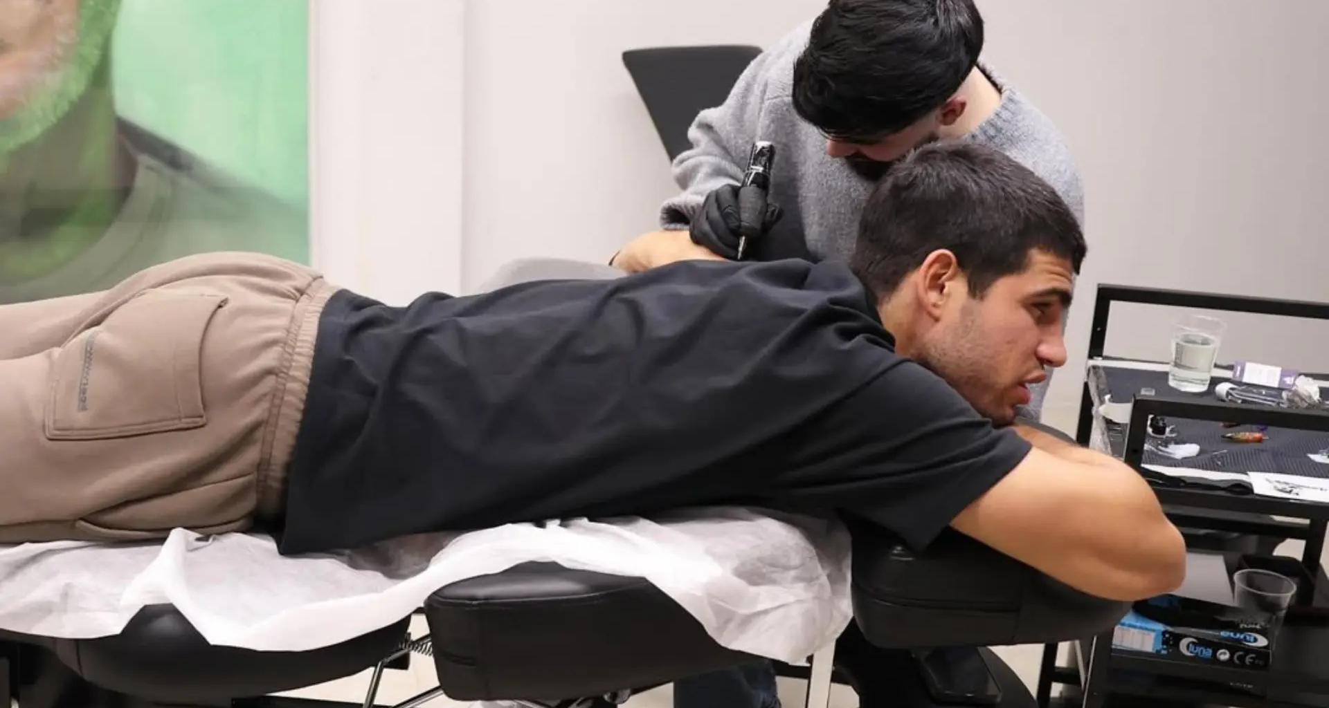 así es su nuevo tatuaje con dos emblemáticos lugares de la ciudad de Nueva York