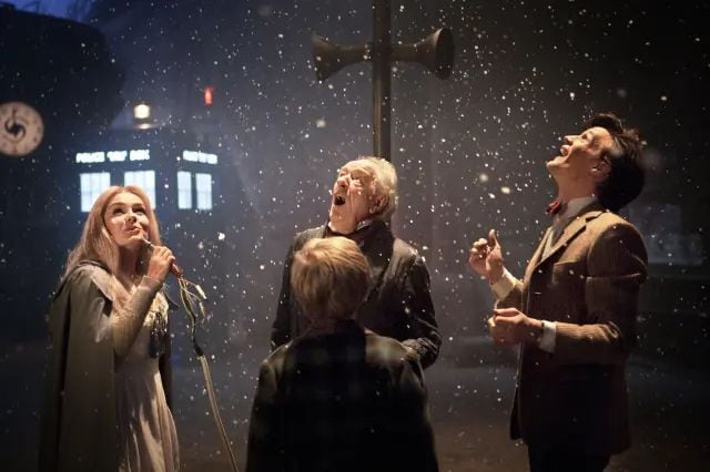 El episodio de Navidad de 'Doctor Who' es una reinvención de 'Un cuento de Navidad' de Dickens cmo solo esta serie puede hacer