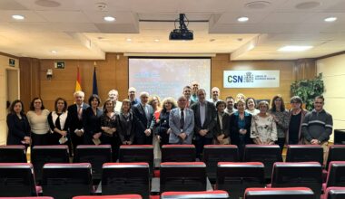 El CSN rinde homenaje a su personal por 25 y 40 años de compromiso con la seguridad nuclear y la protección radiológica - 2025