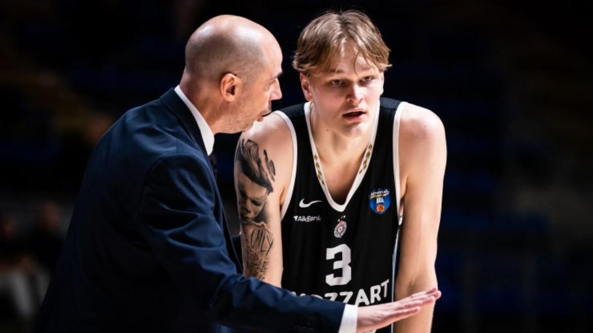 Joan Peñarroya, junto al joven Miikka Muurinen