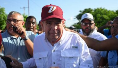 Yerno de Edmundo González es condenado a 30 años de cárcel – DW – 03/12/2025